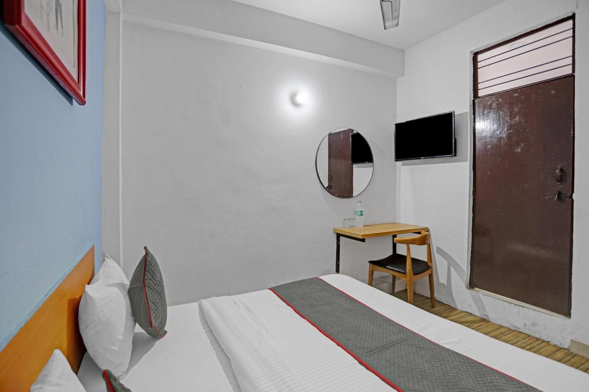 Collection O Jps Near Pvr Vikaspuri Delhi Hotel Luaran gambar